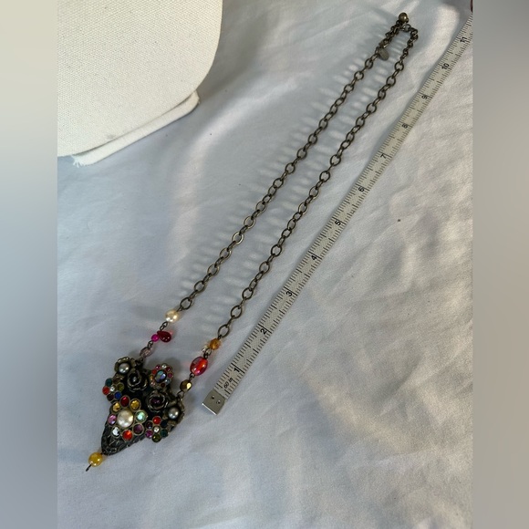 Funky feminine vibe meets sparkly rhinestone steampunk necklace - Picture 4 of 7